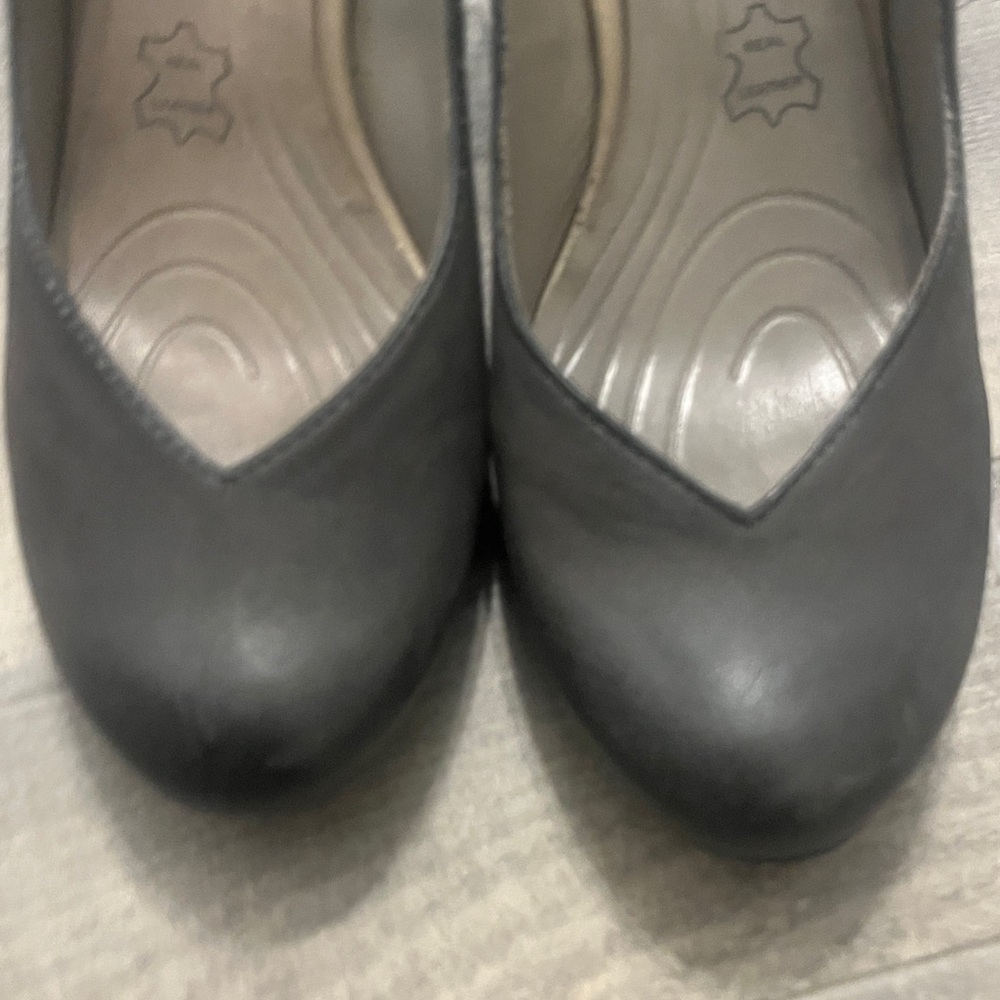 Marc Art of Walking Black Leather Round Toe Heels 3” Heels - Picture 3 of 12